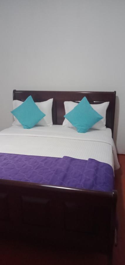 Bed and Breakfast The Train View Nuwara Eliya Exterior foto