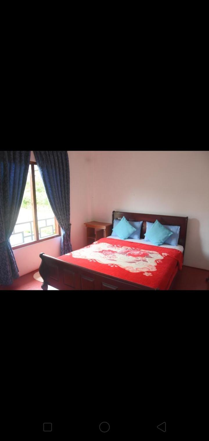 Bed and Breakfast The Train View Nuwara Eliya Exterior foto