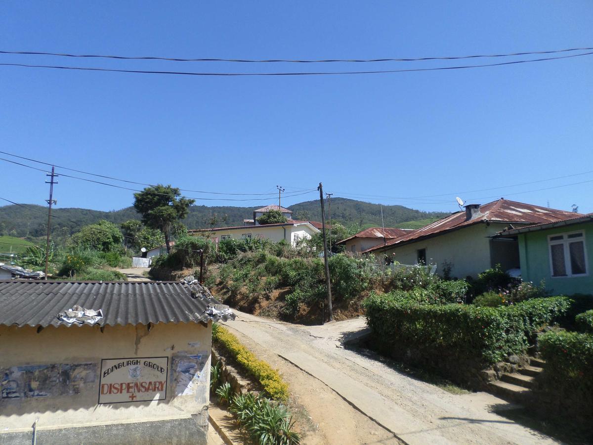 Bed and Breakfast The Train View Nuwara Eliya Exterior foto
