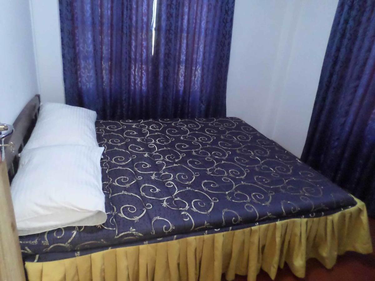 Bed and Breakfast The Train View Nuwara Eliya Exterior foto